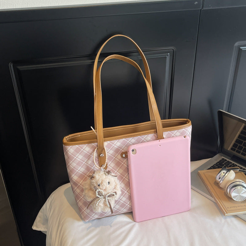 Damen modische Tragetasche im karierten Design Nord Taschen