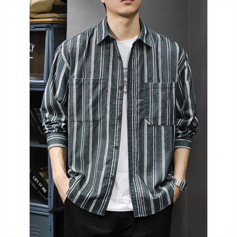 Herren Oversized Breitcord-Hemdjacke mit vertikaler Streifenstruktur und aufgesetzten Brusttaschen Nord Taschen
