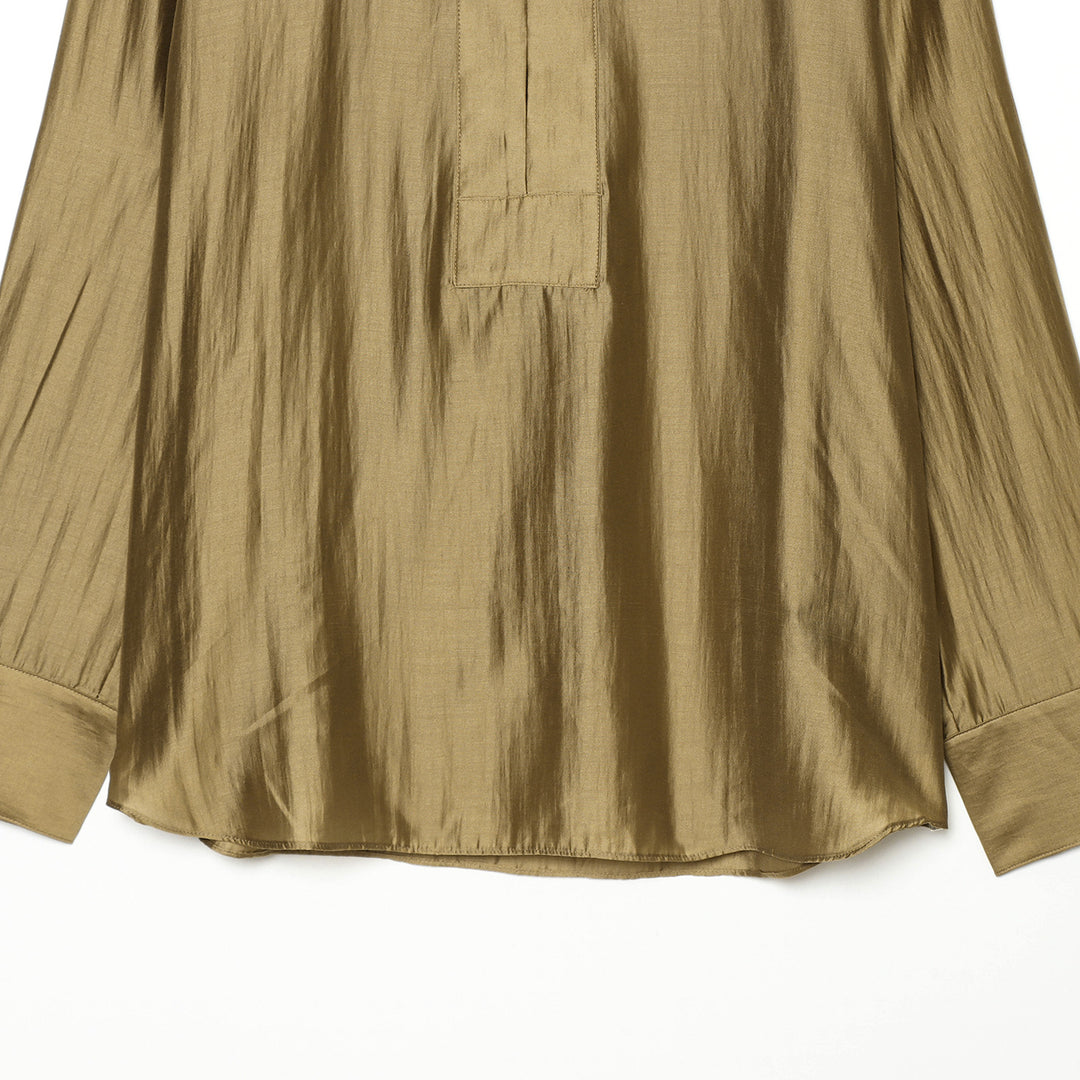 Damen Oversize-Satinbluse mit Hemdkragen, verdeckter Knopfleiste und Manschetten Nord Taschen