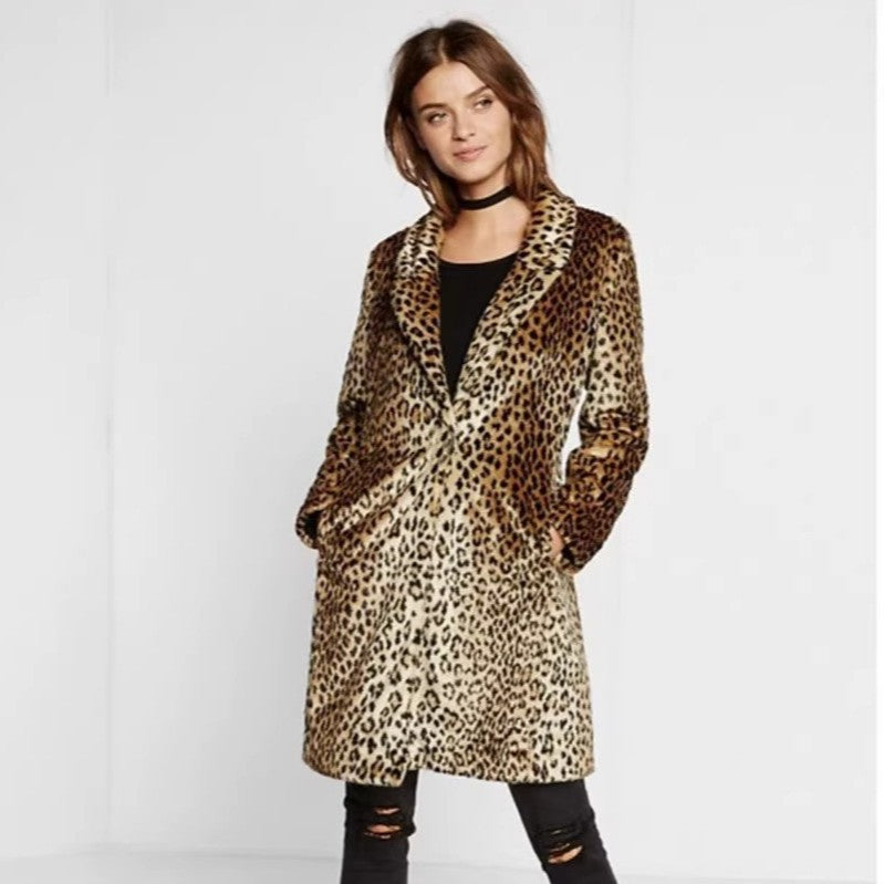 Damen Midilanger Faux‑Fur‑Mantel im Leopardenprint mit Reverskragen und Eingrifftaschen Nord Taschen