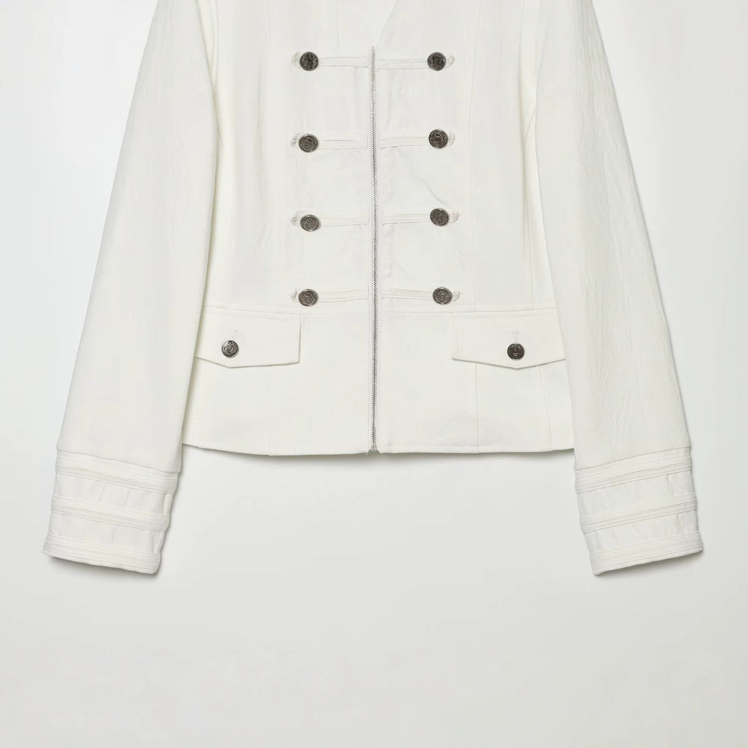 Damen Kurzjacke im Marschall-Stil mit Stehkragen, Zierknopfleiste und Pattentaschen Nord Taschen