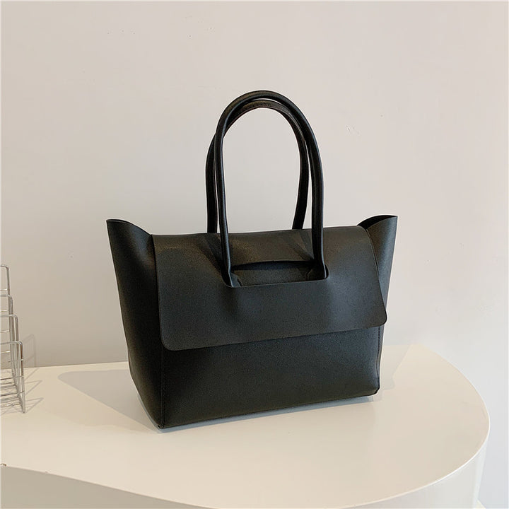 Damen Designer Handtasche mit modernem Klappverschluss Nord Taschen