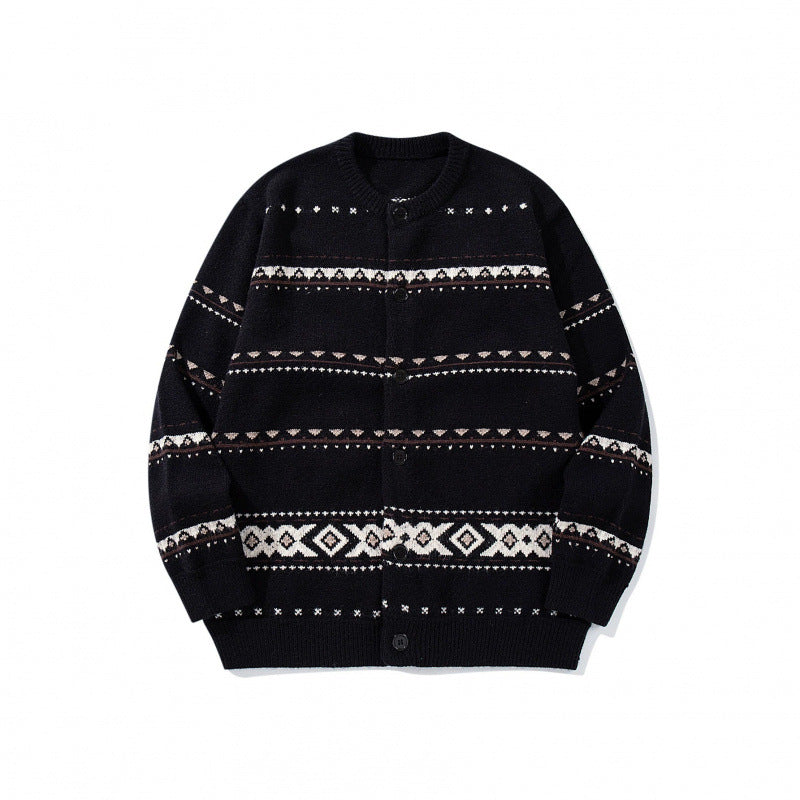 Unisex Jacquard‑Strickcardigan im Boxy‑Cut mit Rundhals und Knopfleiste Nord Taschen