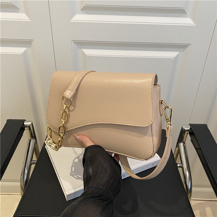 Damen elegante Umhängetasche mit Kettendetail Nord Taschen