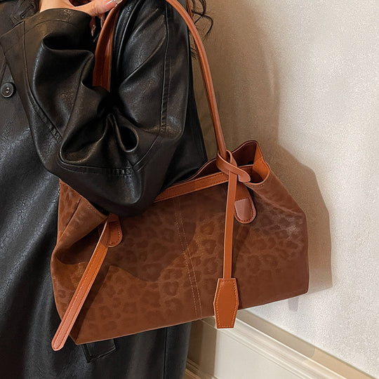Damen Hobo-Tasche mit elegantem Leopardenmuster Nord Taschen