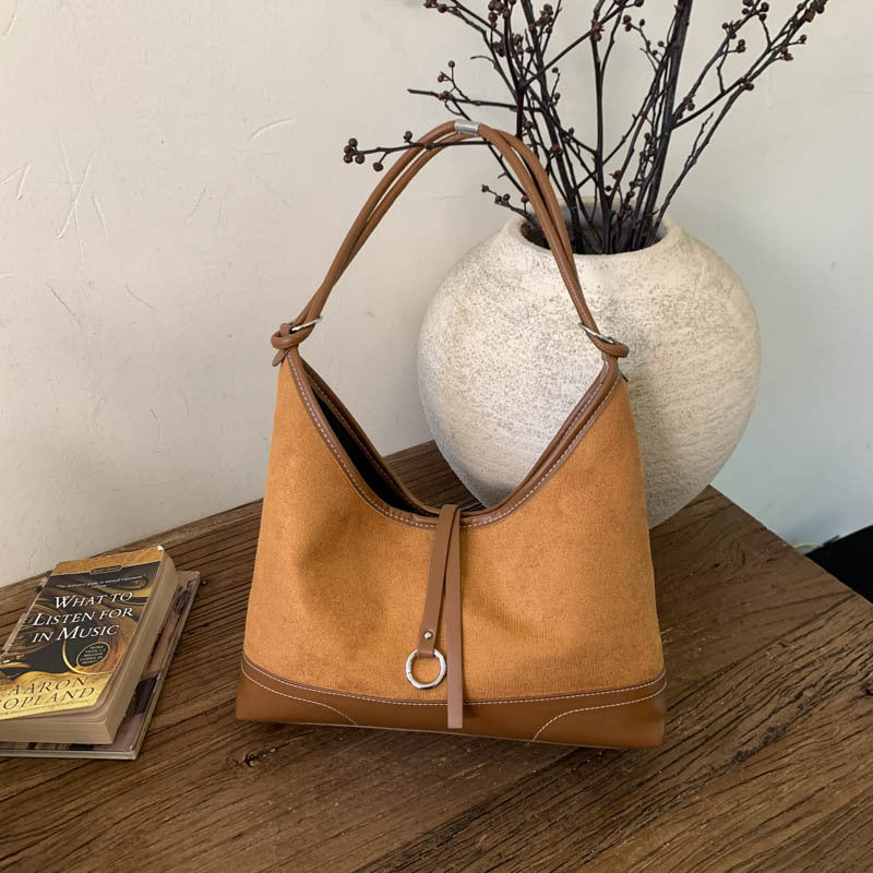 Damen Hobo-Tasche aus weichem Wildleder mit elegantem Detail Nord Taschen