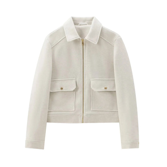 Damen 40+ kurze Woll‑Blousonjacke mit goldfarbenem Reißverschluss und aufgesetzten Pattentaschen Nord Taschen