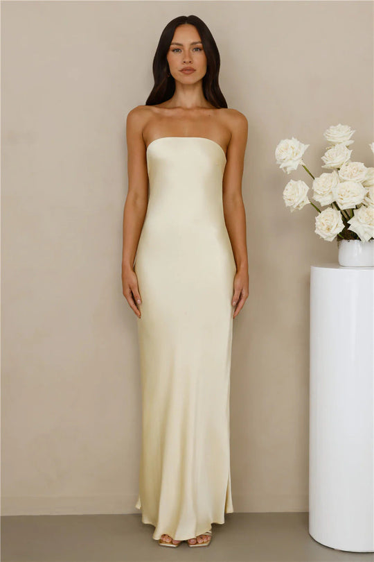 Damen Elegantes schulterfreies Maxikleid aus satinähnlichem Material Nord Taschen