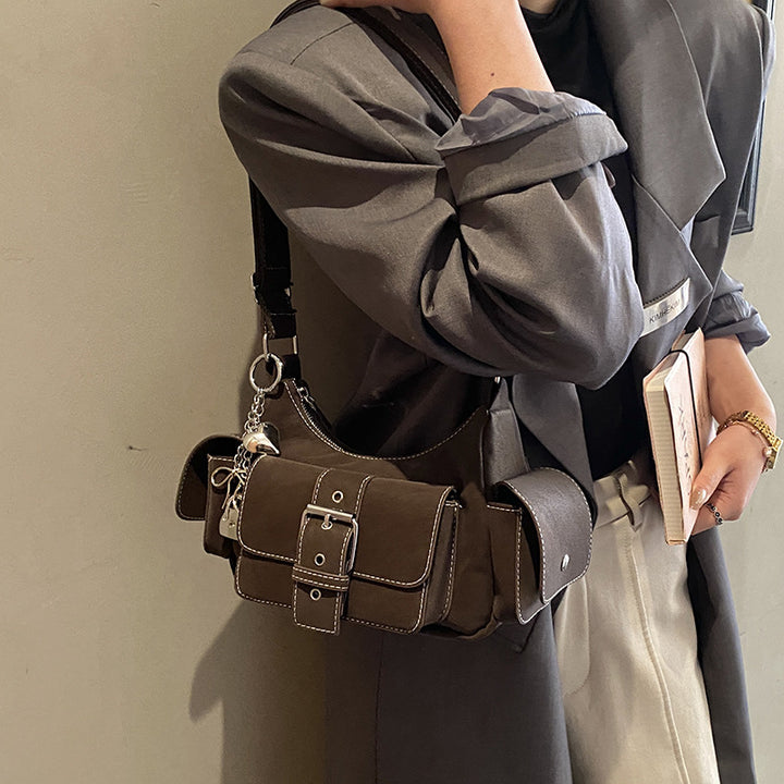 Damen Umhängetasche im modernen Design mit praktischen Fächern Nord Taschen