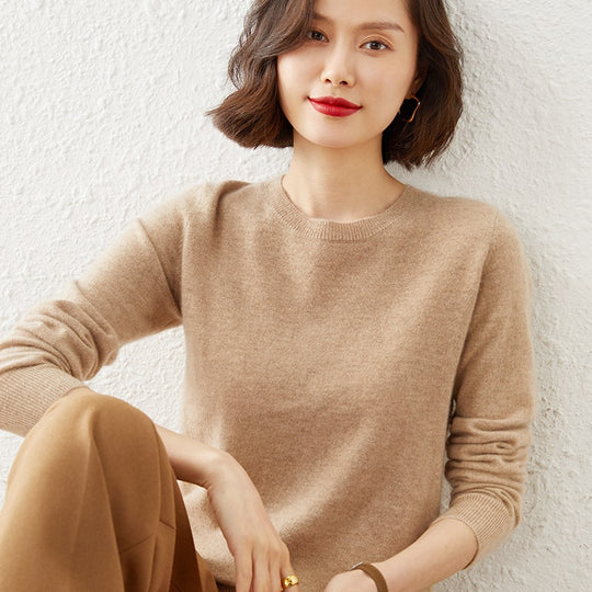 Damen Kurzgeschnittener Feinstrickpullover mit Rundhalsausschnitt und geripptem Bund Nord Taschen