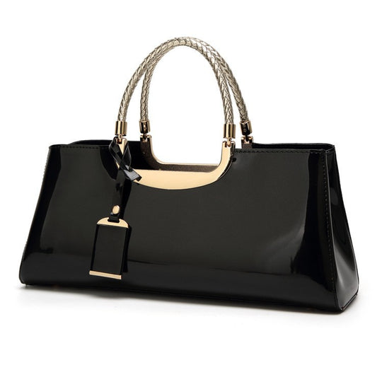 Damen elegante Schultertasche aus hochwertigem Kunstleder mit glänzendem Finish Nord Taschen
