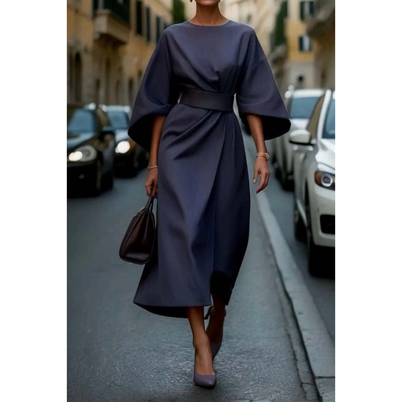 Damen Elegantes Midikleid mit weitem Kimonoärmel und tailliertem Wickelbund Nord Taschen