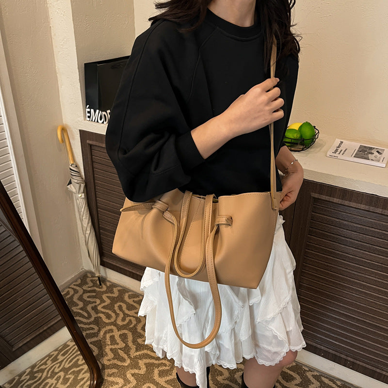 Damen elegante Shopper-Tasche mit praktischen Fächern Nord Taschen