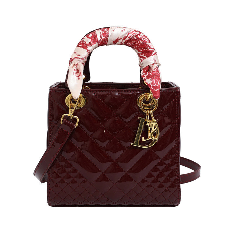 Damen Handtasche mit modischem Tuchdetail Nord Taschen