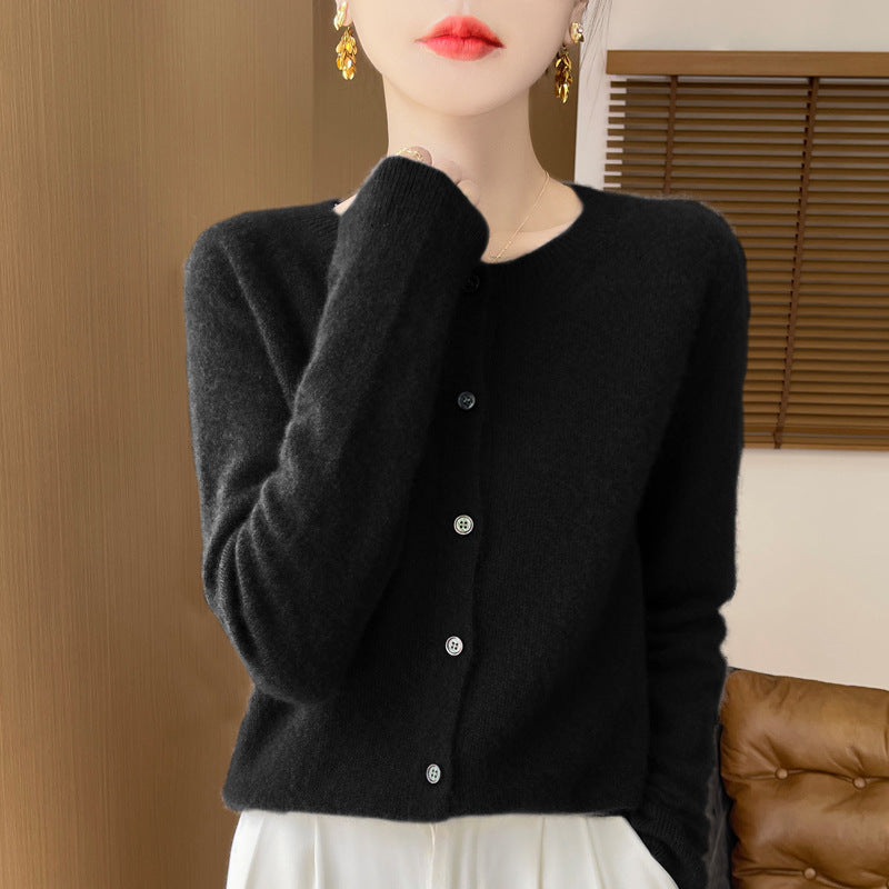 Damen Kuscheliger Kurzcardigan aus Mohair‑Mix mit feiner Schurwollstruktur und Perlmuttknopfleiste Nord Taschen