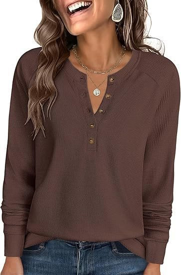 Damen Waffelstrick-Henley-Longsleeve mit Knopfleiste, Raglanärmeln und gerippten Bündchen Nord Taschen