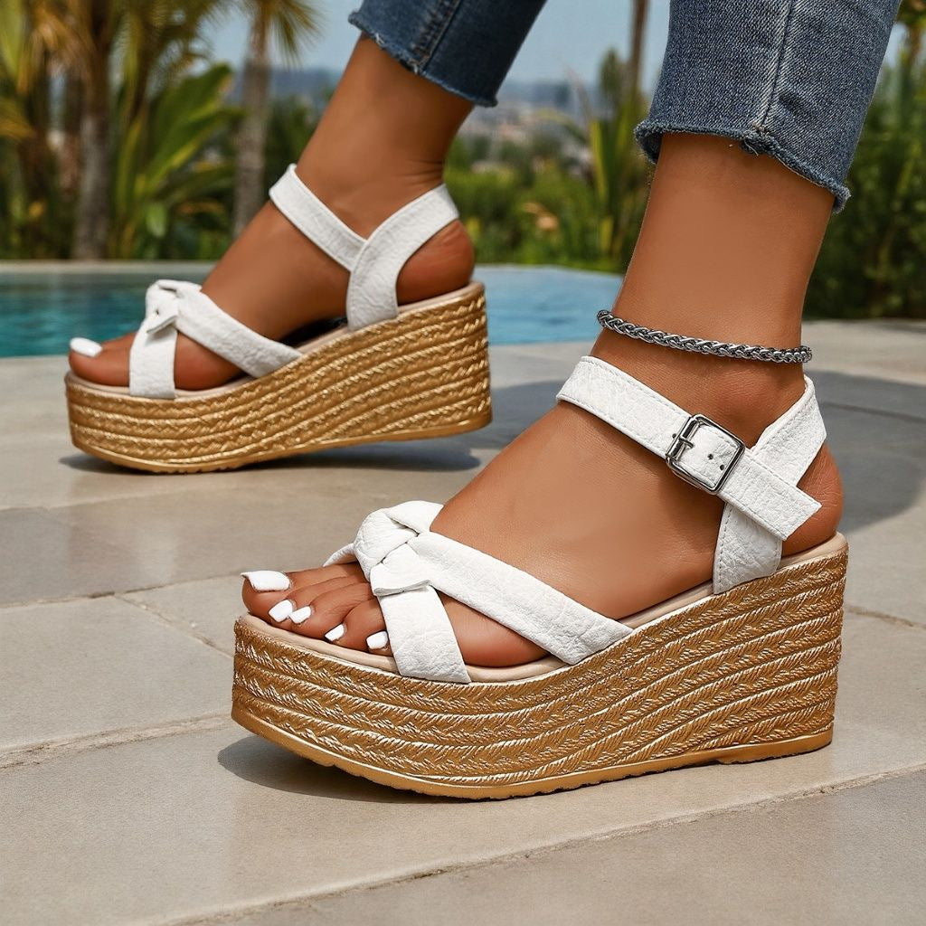 Damen Wedge-Sandalen mit kunstvollem Riemen-Design und komfortabeler Sohle