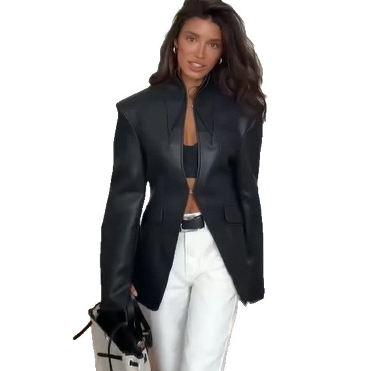 Damen taillierter Veganleder‑Blazer mit sculpted Nähten und Stehkragen Nord Taschen