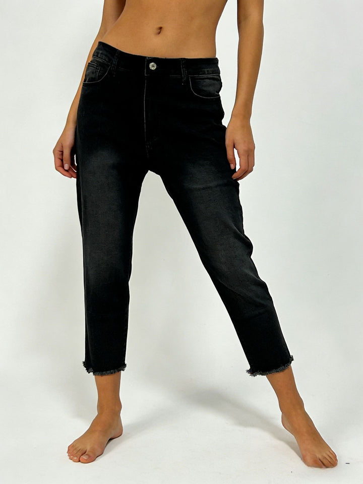 Damen schmale knöchellange Jeans mit rohem Fransenabschluss und mittelhoher Taille Nord Taschen