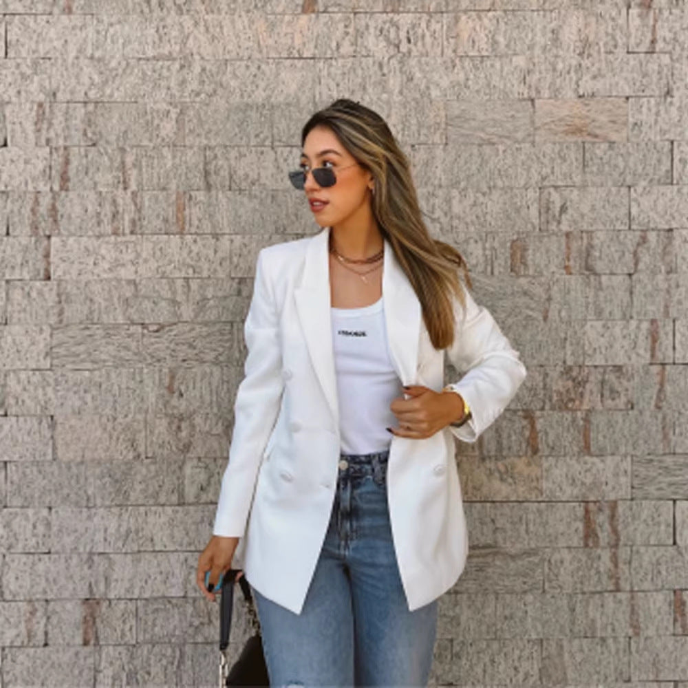 Damen Figurnaher Doppelreihiger Longblazer mit leichtem Schulterpolster und cleanem Revers Nord Taschen