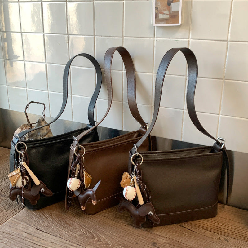 Damen praktische Schultertasche mit abnehmbarem Anhänger Nord Taschen
