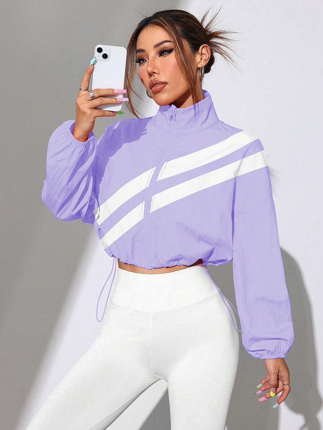 Damen Cropped Windbreaker mit Stehkragen, Reißverschluss und Kordelzugtaillierung Nord Taschen