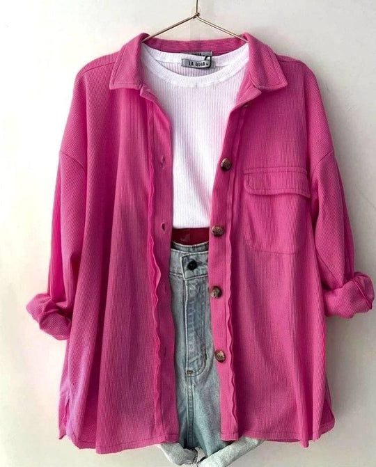 Damen Oversized Cordhemdjacke aus Breitcord mit Brusttasche und Holzknöpfen Nord Taschen