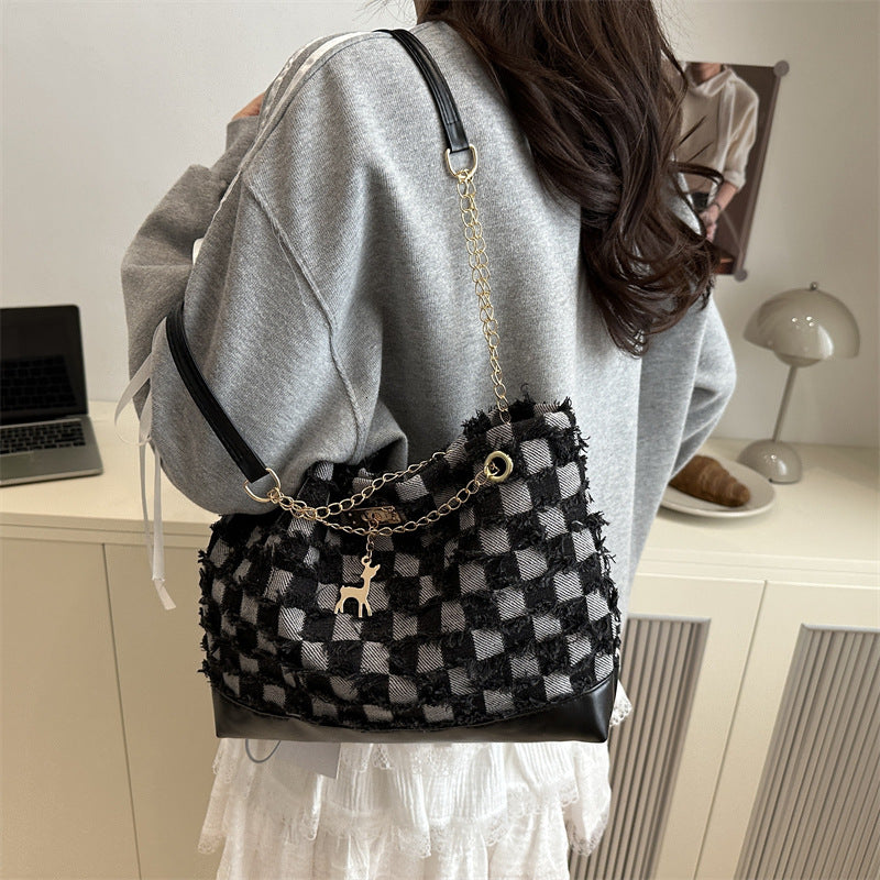 Damen modische Handtasche mit fransigem Sternenmuster Nord Taschen
