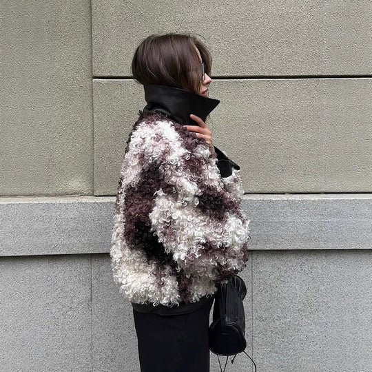 Damen Kurzblouson aus lockigem Bouclé‑Fauxfur mit Lederoptik‑Besatz Nord Taschen