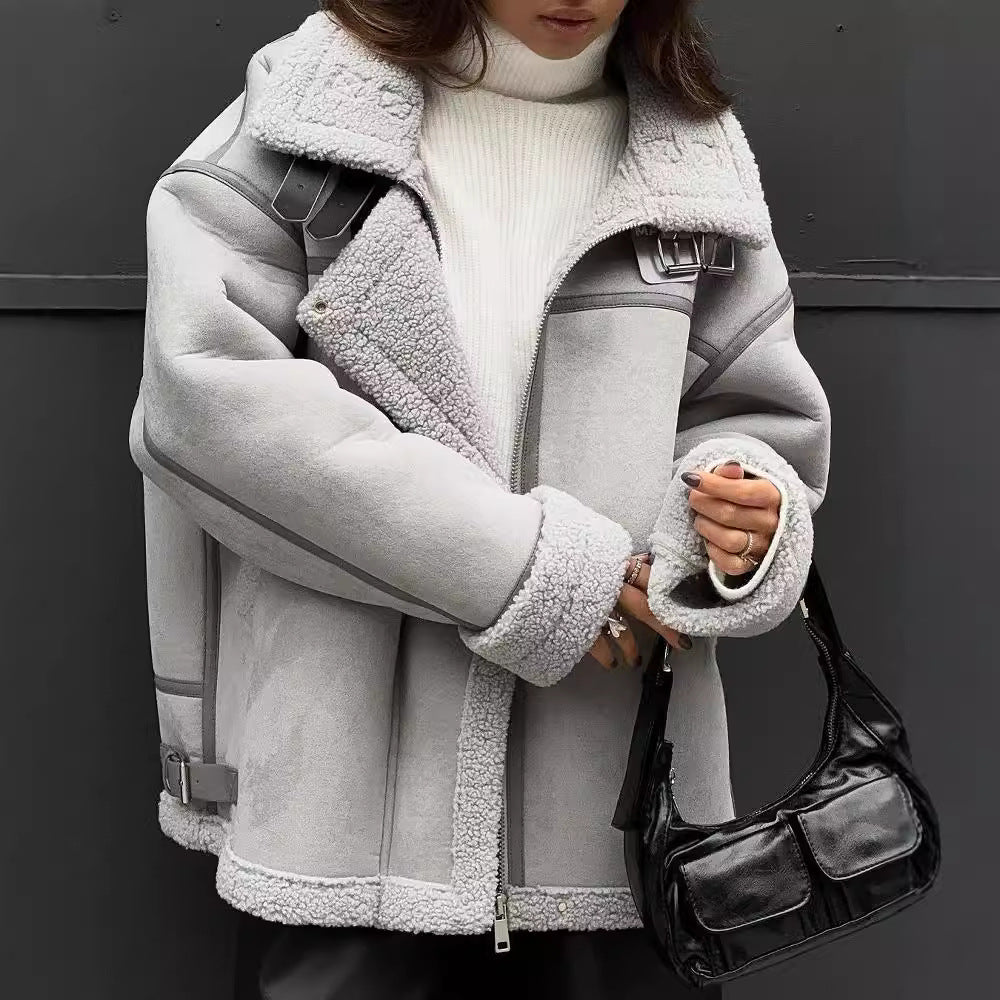 Damen Weit geschnittene Lammfellimitat-Fliegerjacke mit Kunstfellfutter Nord Taschen