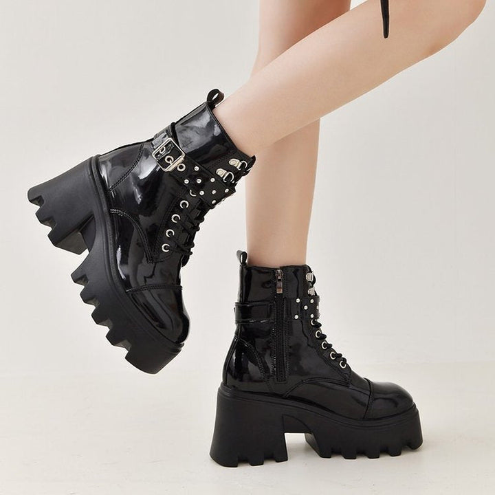 Damen Chunky Stiefel mit modischen Schnallen und robustem Plateau-Heel