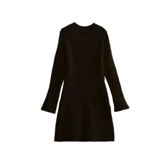 Damen Geripptes Strickkleid mit ausgestellter A‑Linie und weiten Manschetten Nord Taschen