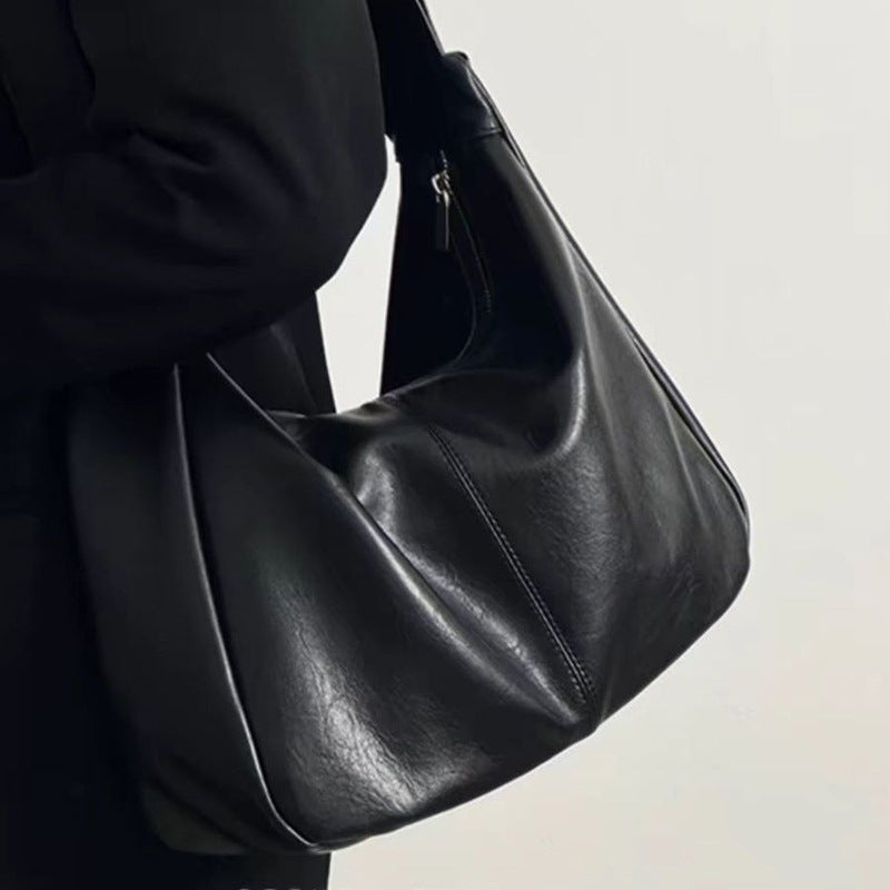 Damen Hobo-Tasche mit glänzender Oberfläche und elegantem Design Nord Taschen