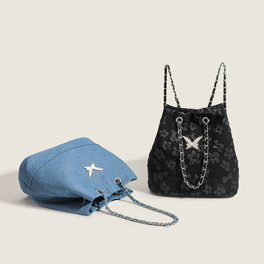 Damen Hobo-Tasche aus hochwertigem Denim mit eleganten Kettenhenkeln Nord Taschen