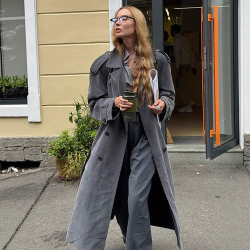 Damen Maxilanger Oversize-Trenchcoat aus softem Velours mit Schulterpatten und doppelreihiger Knopfleiste Nord Taschen