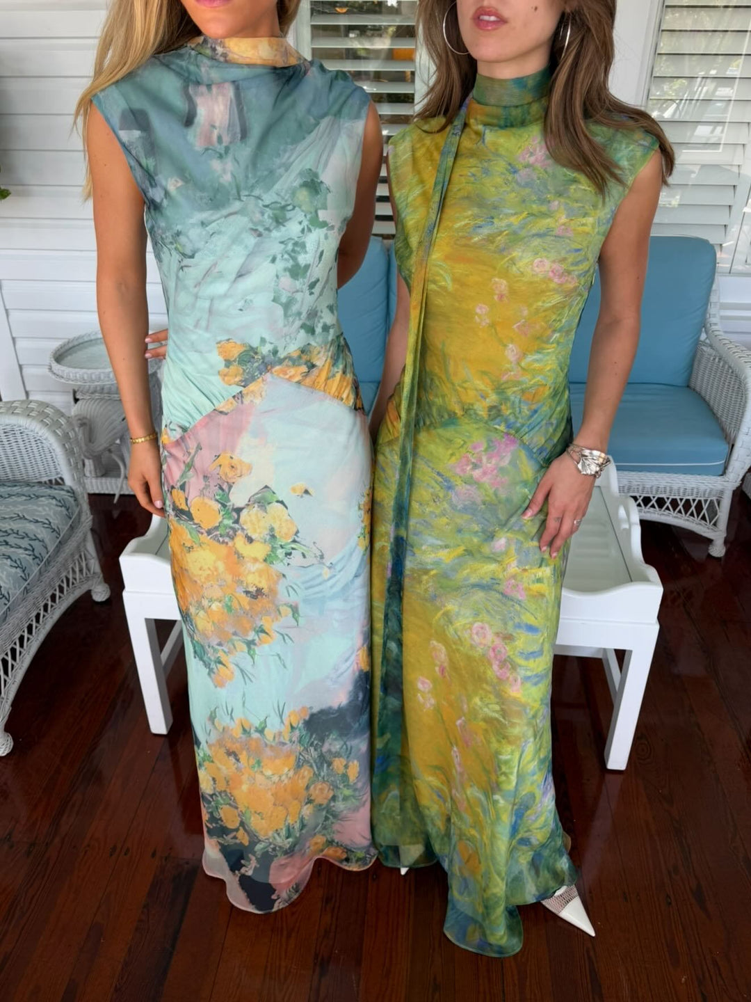 Damen Langes Kleid mit floralem Design und hochgeschlossenem Kragen Nord Taschen