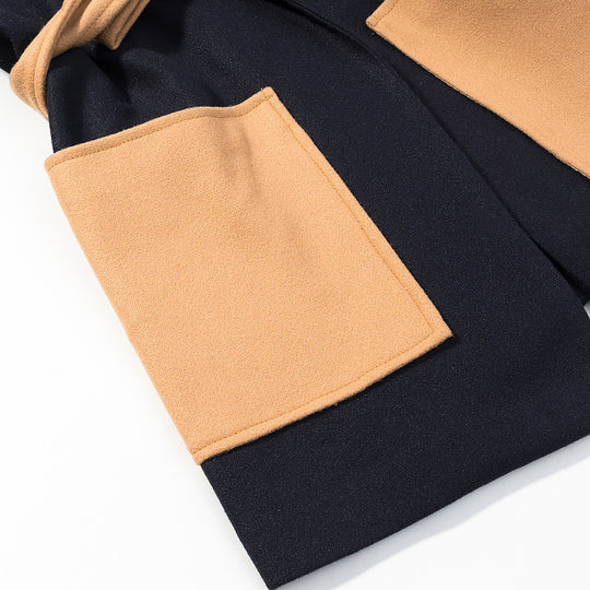 Damen Kurzmantel mit Bindegürtel, Kontrasttaschen und Kunstfellmanschetten Nord Taschen