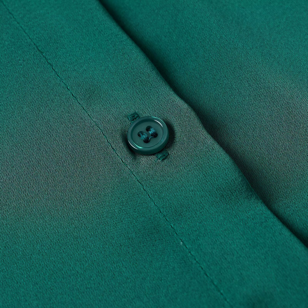 Damen Seidenähnliche Hemdbluse mit durchgehender Knopfleiste und breitem Kragen Nord Taschen