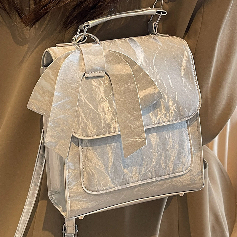 Damen Handtasche mit dekorativem Schleifendesign Nord Taschen