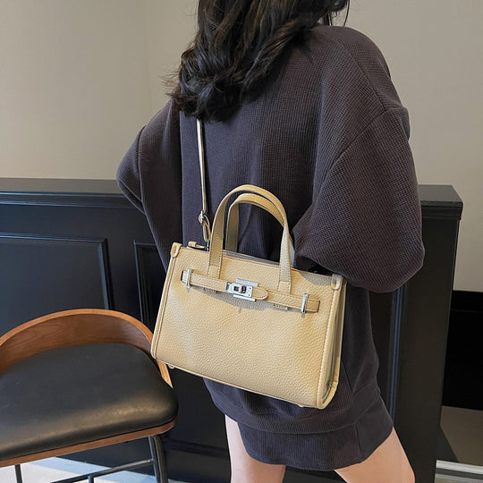 Damen Handtasche mit elegantem Design von | Nord Taschen
