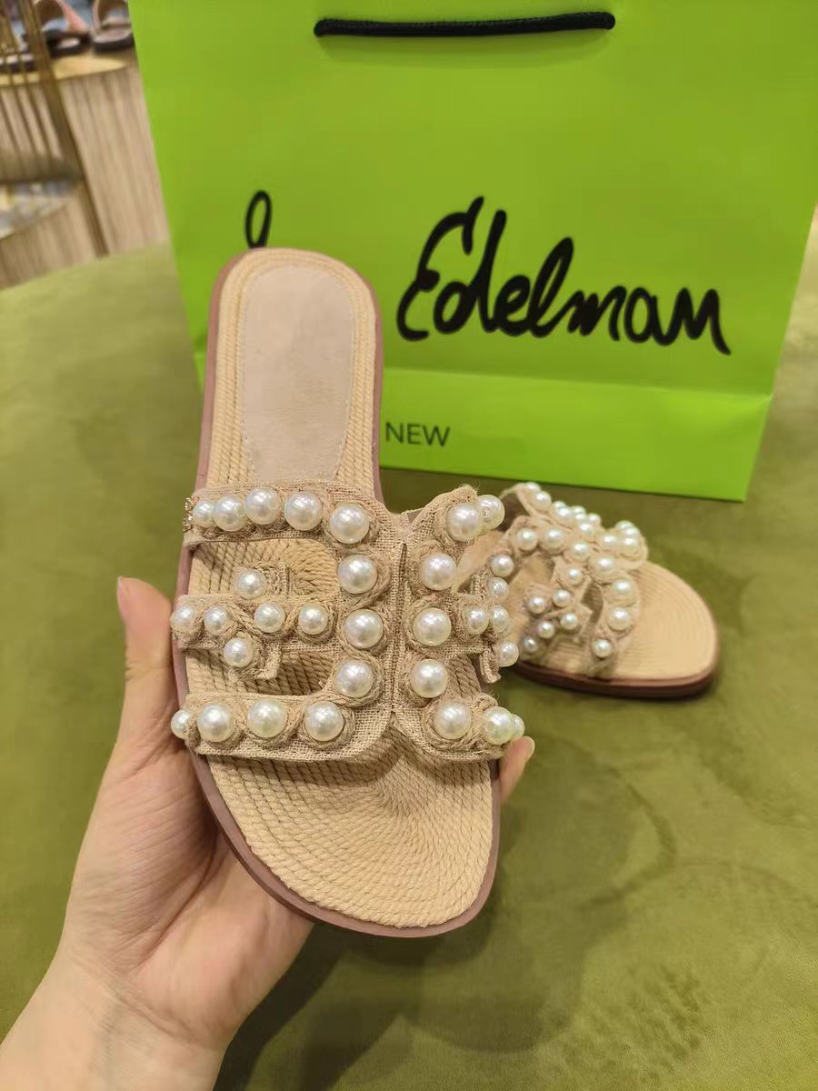 Damen modische Sandalen mit perlverzierten Riemen