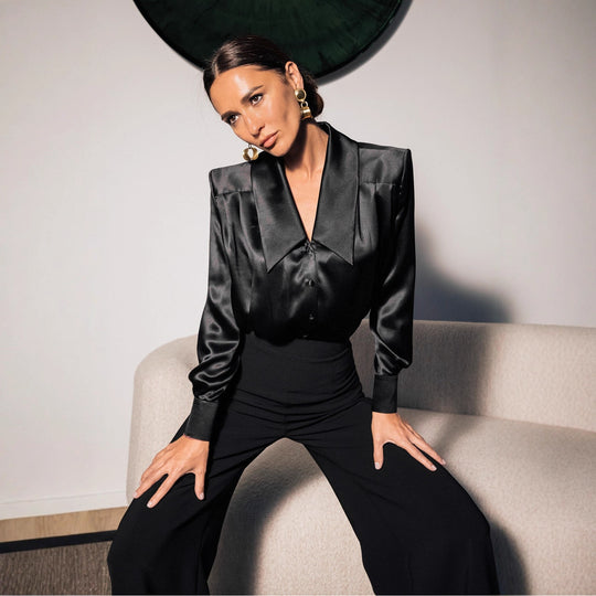Damen Satinbluse mit übergroßem Spitzkragen und eleganten Langärmeln Nord Taschen