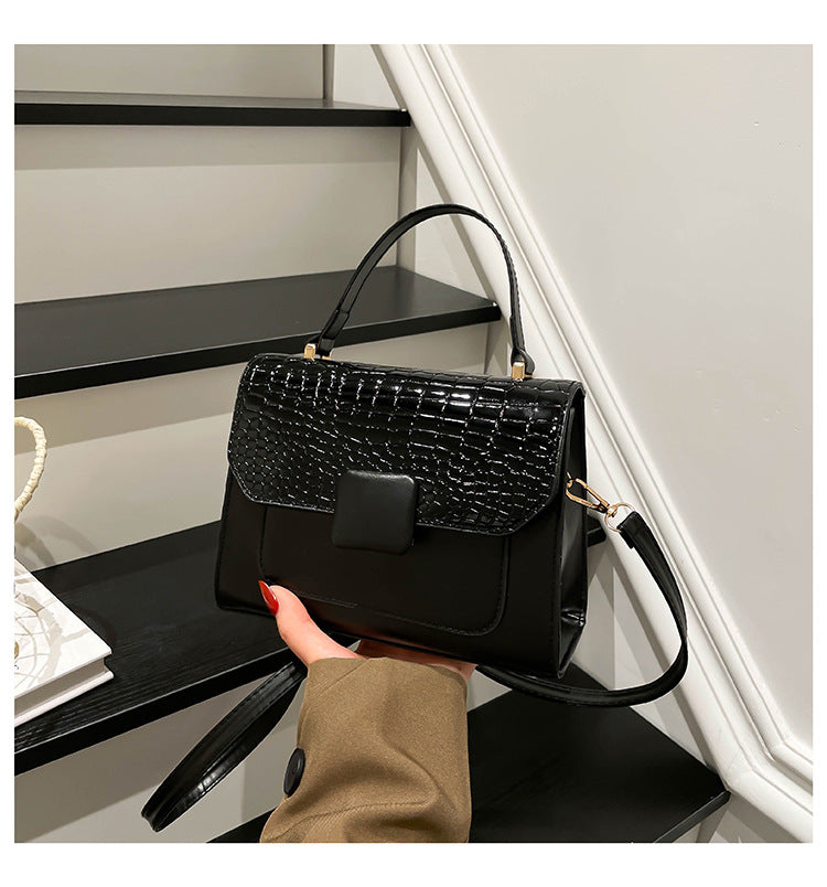 Damen elegante Lackleder-Handtasche mit Kroko-Prägung Nord Taschen