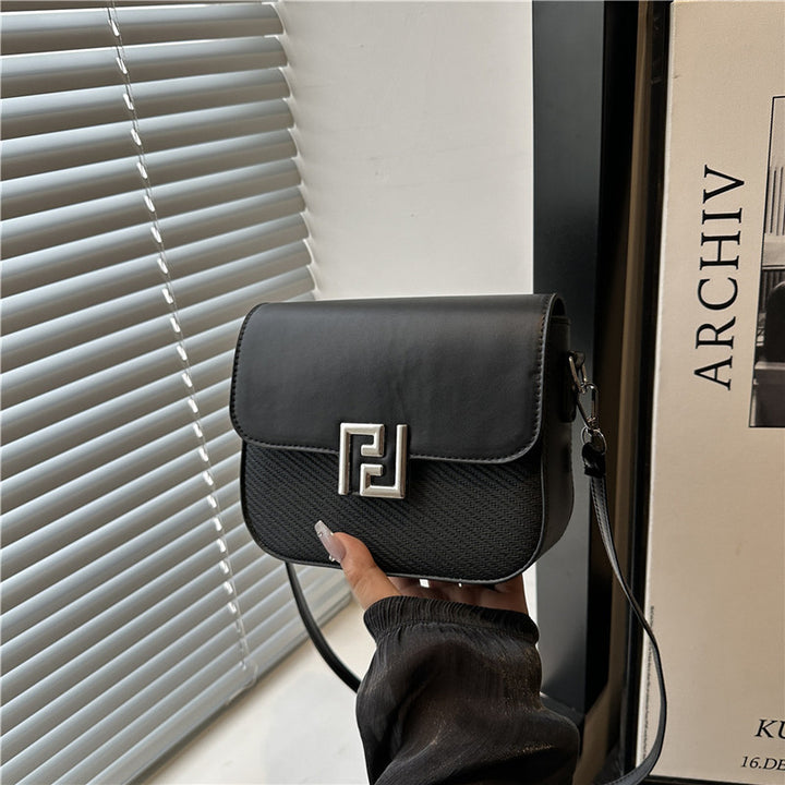 Damen Umhängetasche mit strukturiertem Design und abnehmbarem Schultergurt Nord Taschen