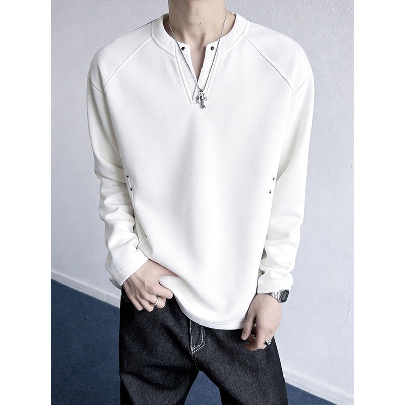 Herren Oversize-Sweatshirt mit V‑Schlitz, Raglanärmeln und Nieten-Details Nord Taschen