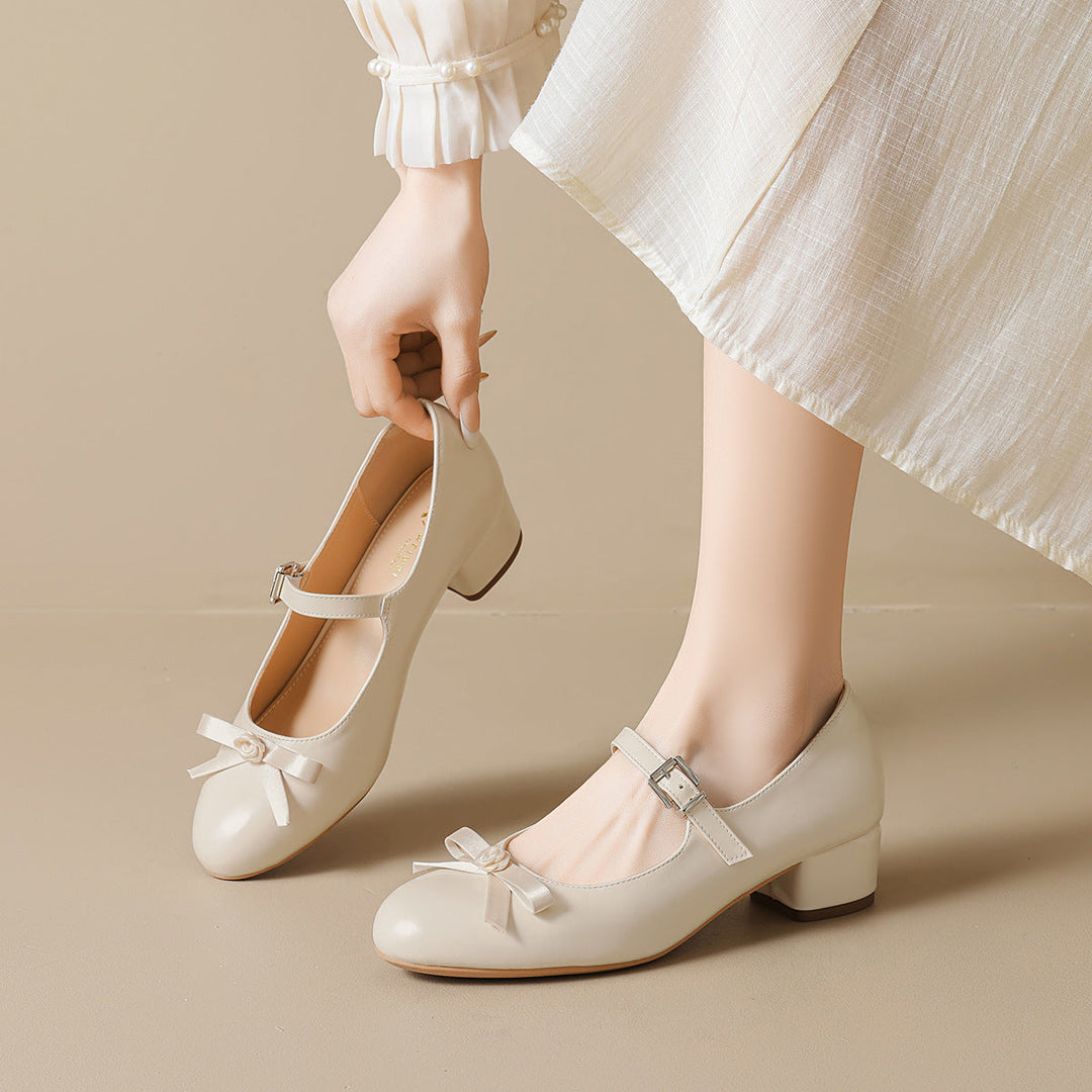 Damen Ballerinas mit elegantem Riemchen und modischer Schleifenapplikation