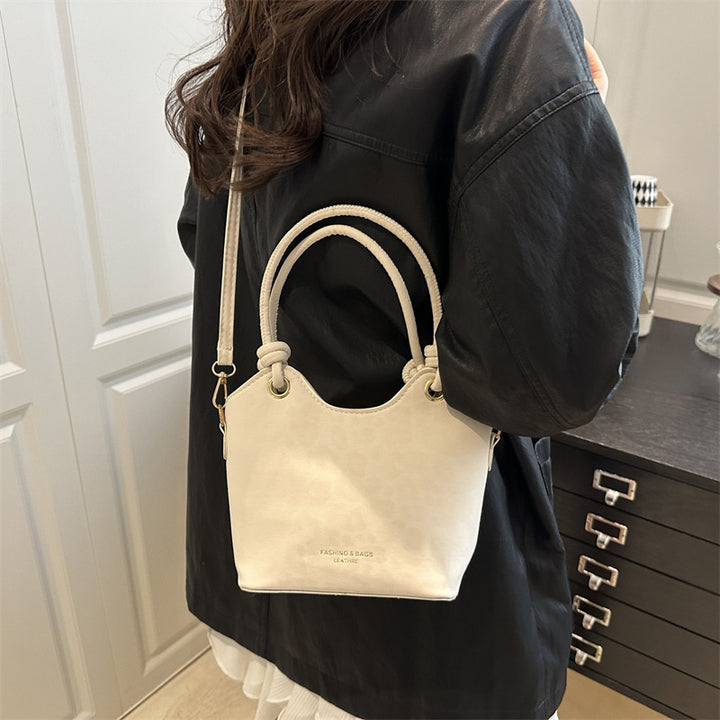 Damen Hobo-Handtasche mit elegantem Leopardenmuster und modischen Details Nord Taschen