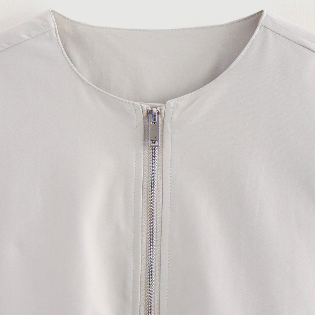 Damen Leichte Cropped-Workerjacke ohne Kragen mit Frontreißverschluss und Pattentaschen Nord Taschen