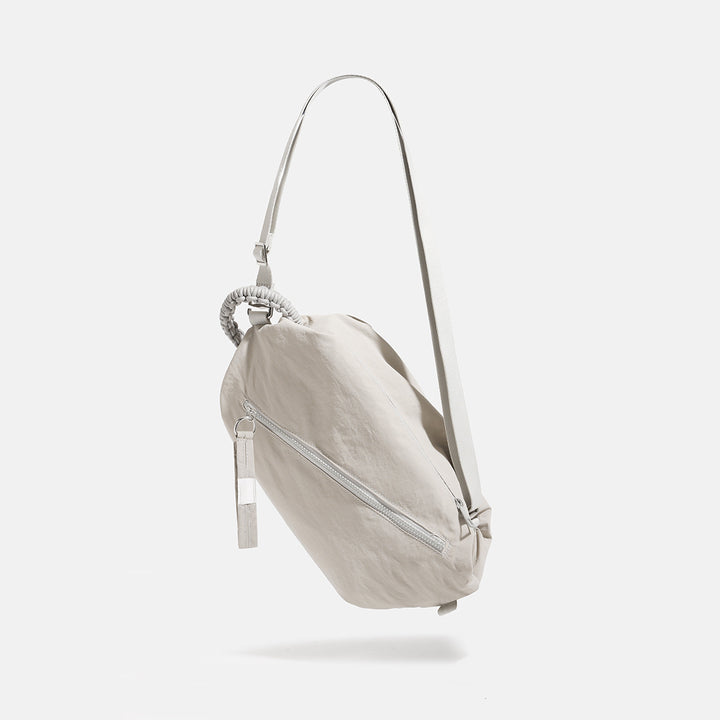 Damen Umhängetasche mit innovativem Design und praktischen Innenfächern Nord Taschen