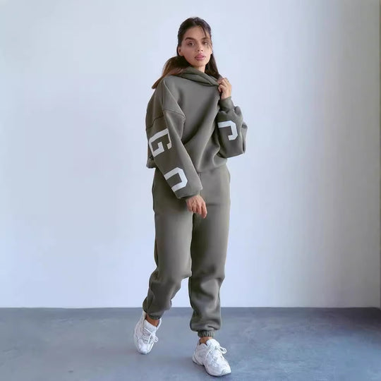Damen Oversized Kapuzenpullover mit großflächigem Blockprint Nord Taschen